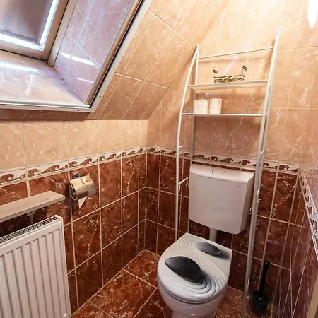 Aqua Apartmans * Eger